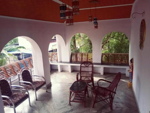 Hosteller'S Varkala Exteriör bild
